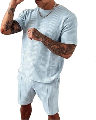 Ensemble de sport deux pièces pour homme composé d'un t-shirt, d'une veste