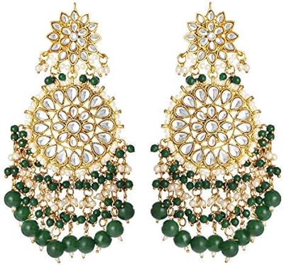 Aheli boucles d'oreilles pendantes cloutées en faux kundan avec pompons et perles ethniques