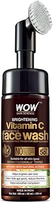 Nettoyant moussant éclaircissant pour le visage wow à la vitamine c avec brosse