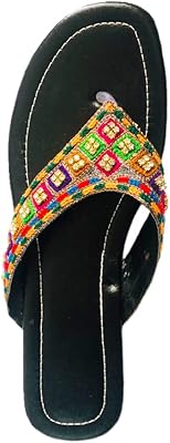 Kolhapuri chappal desi look en multicolore brodé élégant punjabi confortable fait à la main