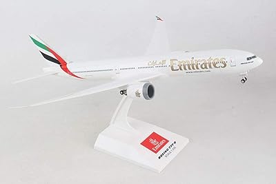 Modèle emirates airlines skymarks 777-9 avec équipement à l'échelle 1/200 et ailes flexibles de darwin, numéro de modèle : skr1043. Diaytar Sénégal : Diversité produits, unité de prix bas
