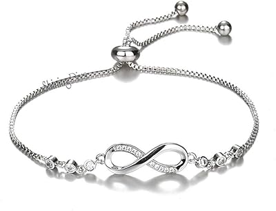 Un élégant bracelet en or rose pour femme parsemé de cristaux autrichiens