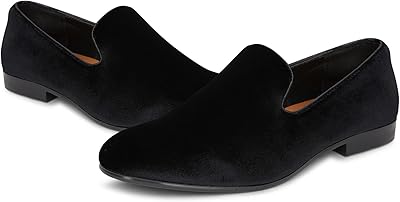 Mocassins à enfiler en velours pour hommes - chaussures en velours pour mariages et événements - mocassins classiques en velours confortables - chaussures en velours vintage modernes - avec boucle élégante. La nouvelle ère du shopping sénégalais commence avec Diaytar