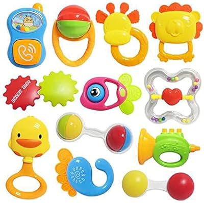 Un ensemble de 12 jouets d'éducation précoce pour les enfants âgés de 3