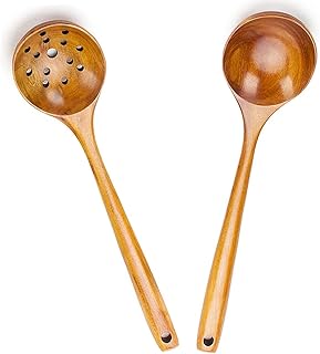Un ensemble de grandes cuillères de cuisine en bois d'acacia taille 14