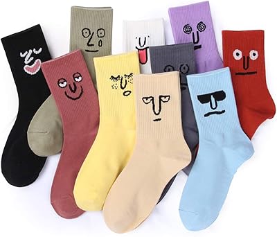 10 pack de chaussettes emoji amusantes originales en coton doux - 10 designs et couleurs amusants différents dans chaque paquet, taille unique. Faites des économies avec Diaytar, le leader du e-commerce discount au Sénégal