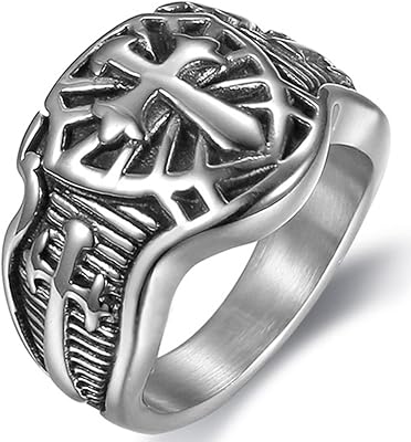 Bague en acier inoxydable avec un motif d'épée de croisé médiéval