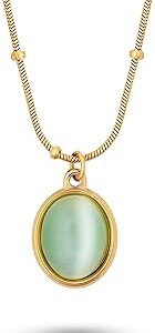 Collier pendentif en forme de larme verte acier titane sans pierre. Diaytar : L'e-commerce généraliste qui met le discount à l'honneur