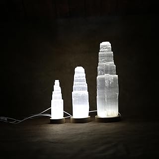 Lampe led usb blanche gsg avec différentes tailles de cristal de sélénite pure