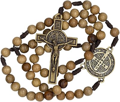 Chapelet en bois avec ordre de saint benoît et croix | patron