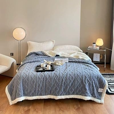 Nouvelle couverture en velours monocouche thermique chaude en flanelle pour l'été et l'hiver. Achetez malin avec Diaytar Sénégal, votre partenaire shopping 100% digital