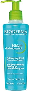 Un nettoyant pour pores de bioderma adapté aux peaux grasses sous forme