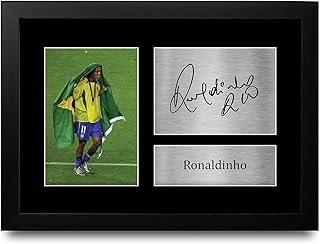 Hwc trading fr ronaldinho cadeau signé dans un cadre a4 avec une photo