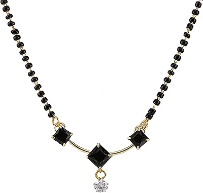 Collier traditionnel indien mangalsutra plaqué or avec pendentif en diamant américain et oxyde
