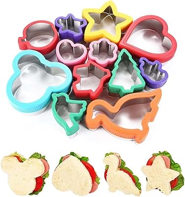 Un ensemble de 12 emporte-pièces pour enfants en forme de coupe-sandwich