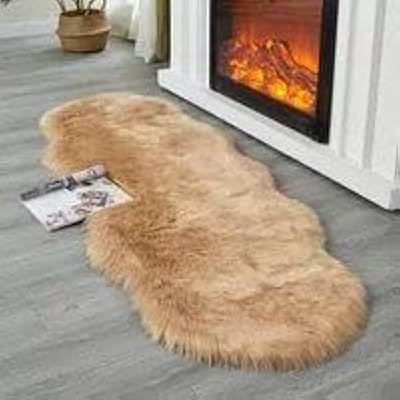 Tapis de canapé moelleux en fausse laine pour la décoration de salon de chevet, tapis en peluche irrégulier au design moderne et simple (c15). Diaytar : Où vos envies rencontrent votre budget