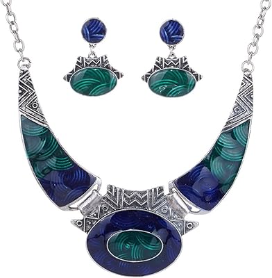 Parure de bijoux pour femme composée d'un collier, de boucles d'oreilles et d'un