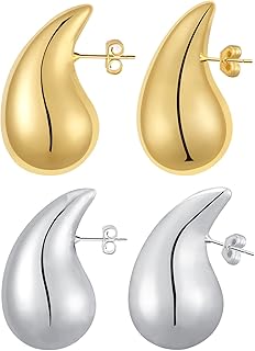 Une paire de grosses boucles d'oreilles créoles en or pour femmes et filles