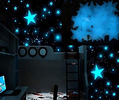 100 autocollants muraux étoiles bleues lumineuses pour éclairer la décoration sombre du salon.