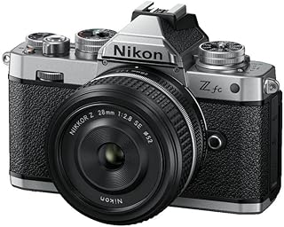 Kit d'objectif nikon z fc avec objectif 28 mm f/2.8 se