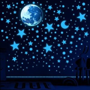 1630 pièces qui brillent dans le noir étoiles et lune stickers muraux plafond pour garçons. Diaytar : L'e-commerce généraliste qui met le discount à l'honneur