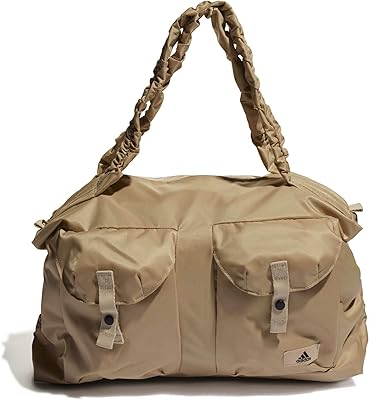 Un sac à bandoulière moderne et élégant pour l'entraînement qui peut être porté