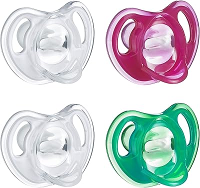 Sucette en silicone ultra légère tommee tippee conception monobloc asymétrique pinksy