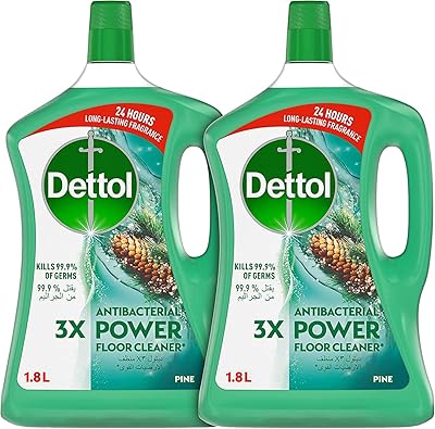 Un ensemble de nettoyants pour sols dettol power, antibactériens, au parfum de pin