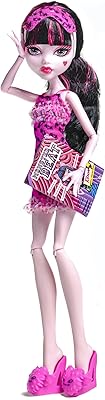 Poupée draculaura de type monster high duet