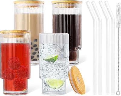 Ensemble de 4 tasses nervurées avec couvercles en bambou et pailles en verre