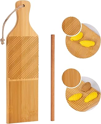 Pagaie de planche à gnocchi faite à la main avec bâton gargaeli, pâtes