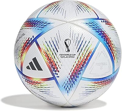 Football du voyage, football professionnel, coupe du monde 2022, 2023, sialkot airless football
