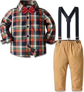Un ensemble de vêtements pour garçon 4 pièces composé d'un costume de fête