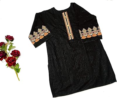 Robe traditionnelle pakistanaise entièrement brodée en coton pour femme kurti avec un beau