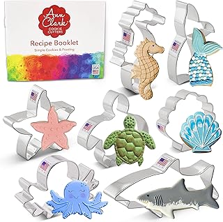 Ensemble d'emporte-pièces 7 pièces ann clark under the sea avec livret de recettes