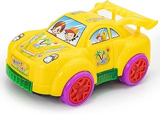 Voiture de course super puissante jaune