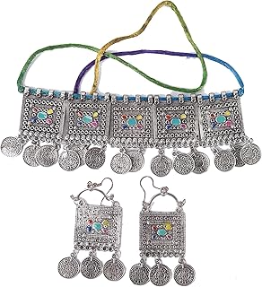 Ensemble de colliers et boucles d'oreilles au design tibétain fait à la main