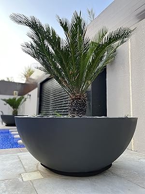 Pots d'extérieur en fibre de verre gris foncé pour plantes avec trous