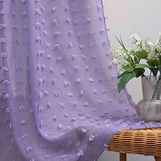 Rideaux transparents à pompons sur fond violet avec passe-tringle pour salon